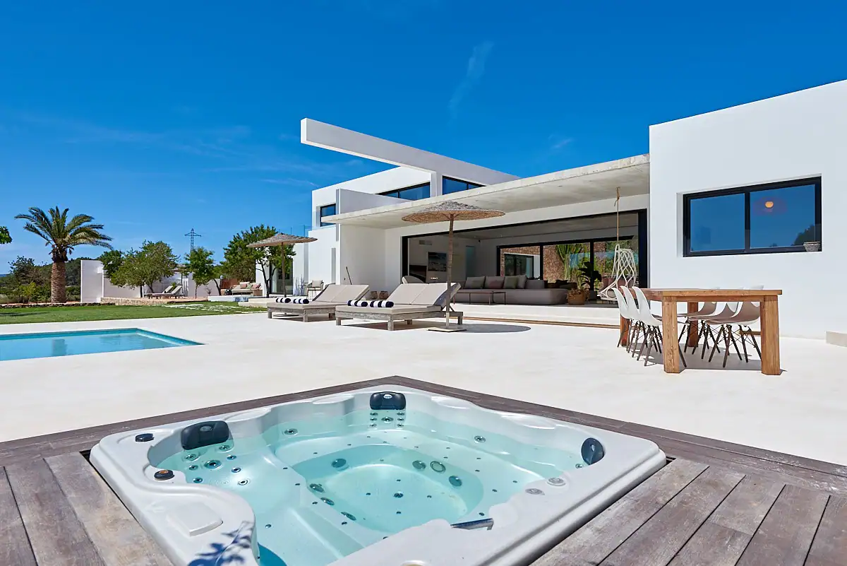 Luxury Villa