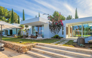 comprar o invertir en ibiza