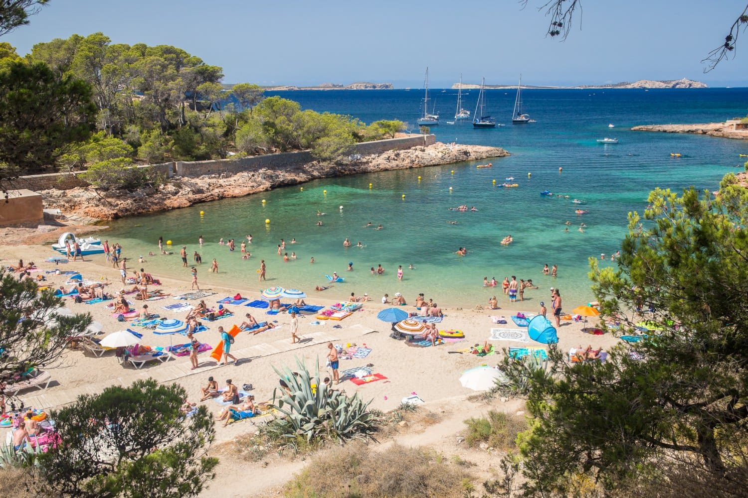 cala gracio playas en ibiza
